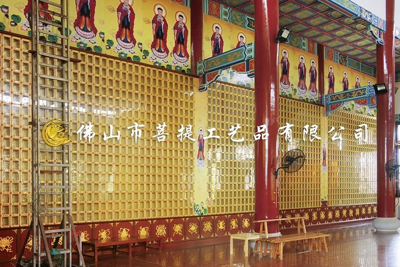 Buddhas wall