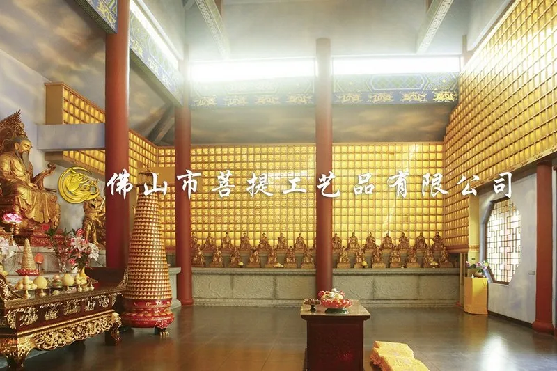 Buddhas wall