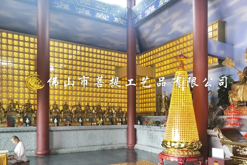 Buddhas wall