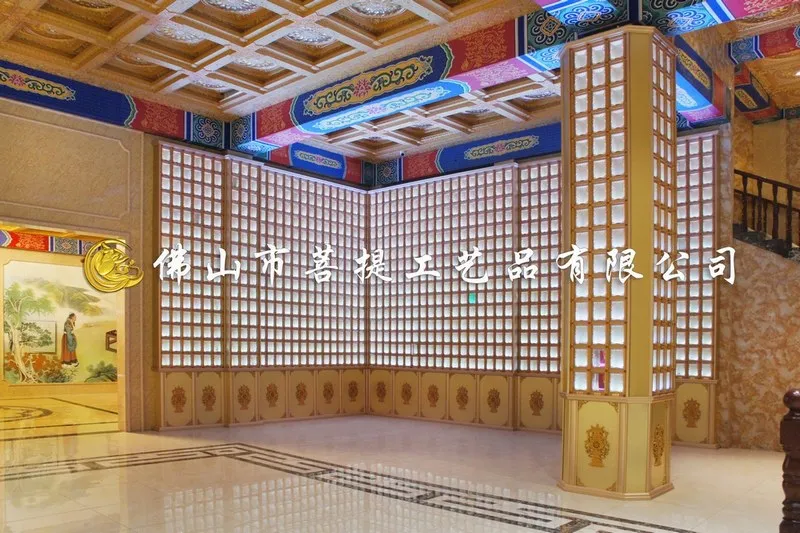Buddhas wall