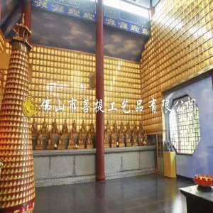 Buddhas wall