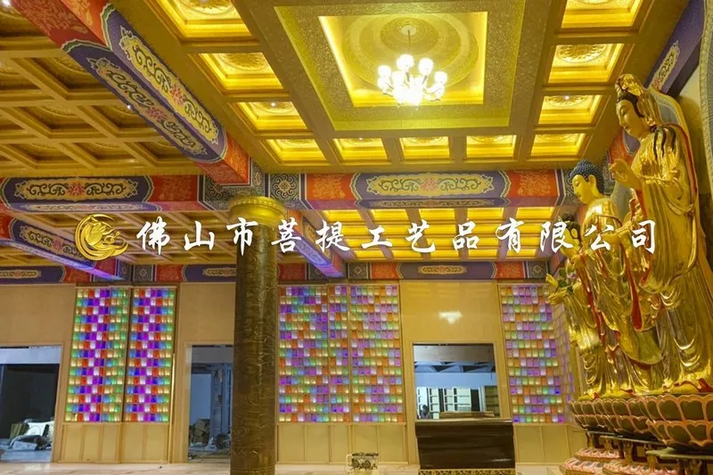 Buddhas wall
