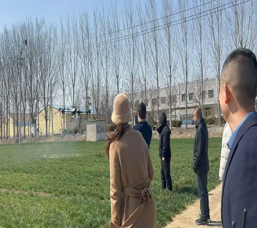 Brazilian customers come to China to seek cooperation on agricultural drones