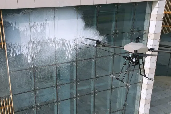 Glass Curtain Wall Cleaning Agent for Drones
