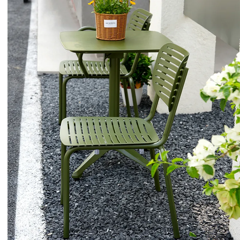 Cast Aluminum Patio Furniture: All-Weather Rust-Free Outdoor Dining Sets for Year-Round Use