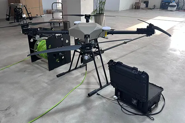SKY TECH Delivers Cleaning Drone to Singapore with Innovative Electric Tethering System for Enhanced Efficiency