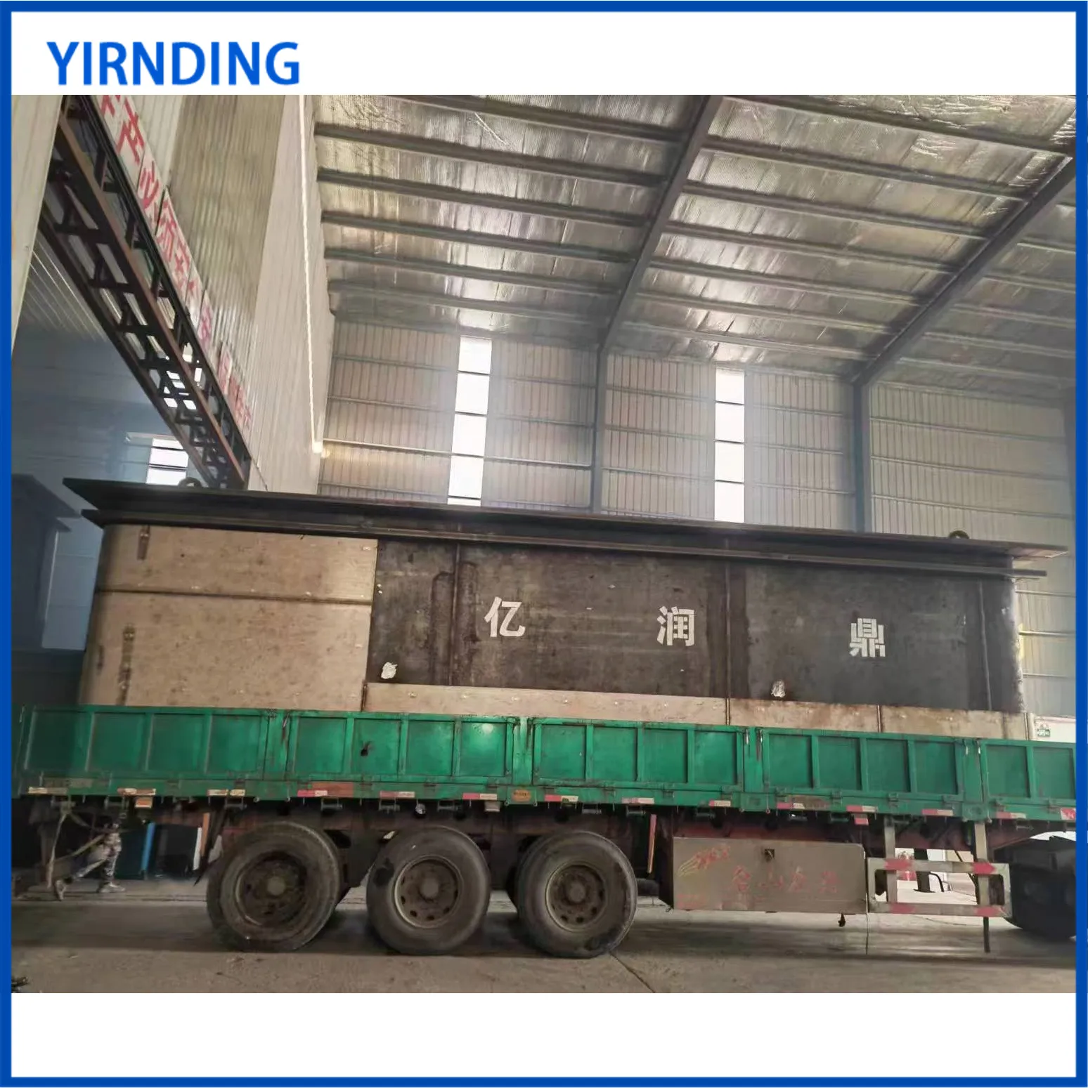 Hot-dip galvanised cauldron