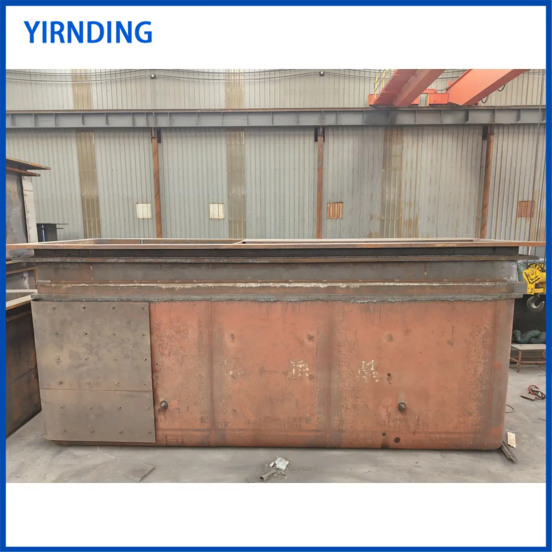 Round-bottomed, rounded-corner galvanised pot