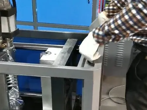 Halbautomatische 10-Liter-Blasformmaschine