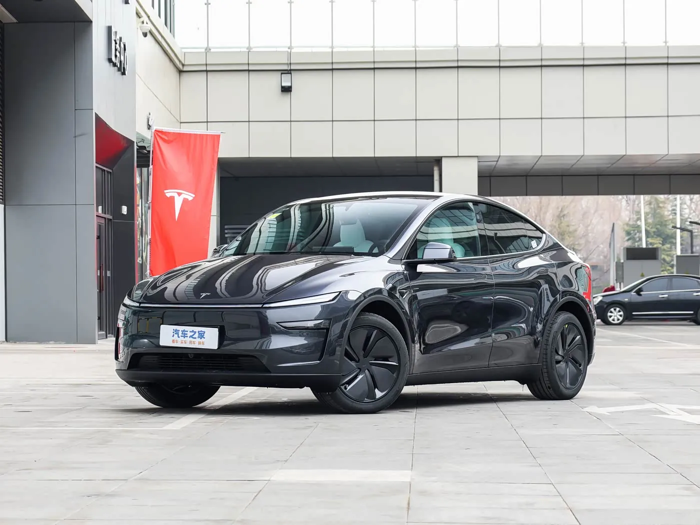 Tesla Model Y 2026 Long Range All-Wheel Drive Version