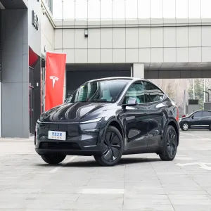 Tesla Model Y 2026 Long Range All-Wheel Drive Version