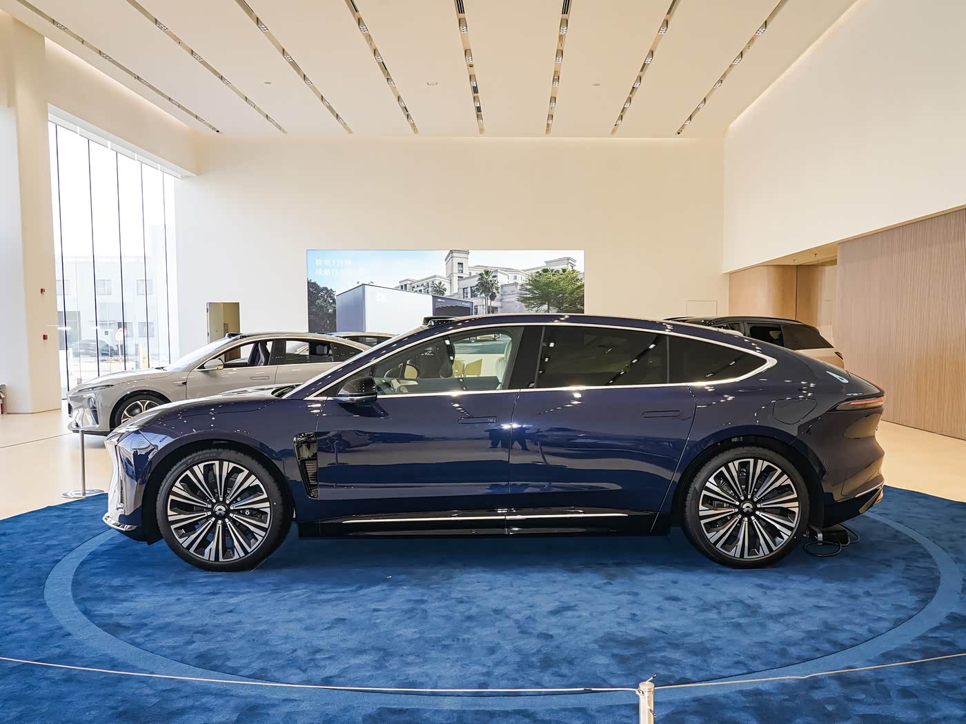 蔚来ET9 (1).jpg