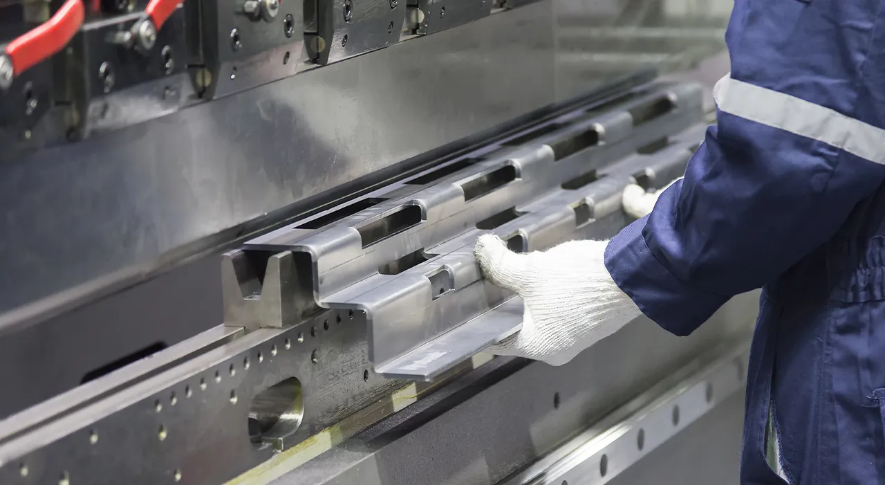 Растяжка металла