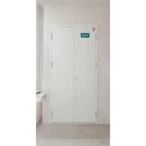 Manhole fire door
