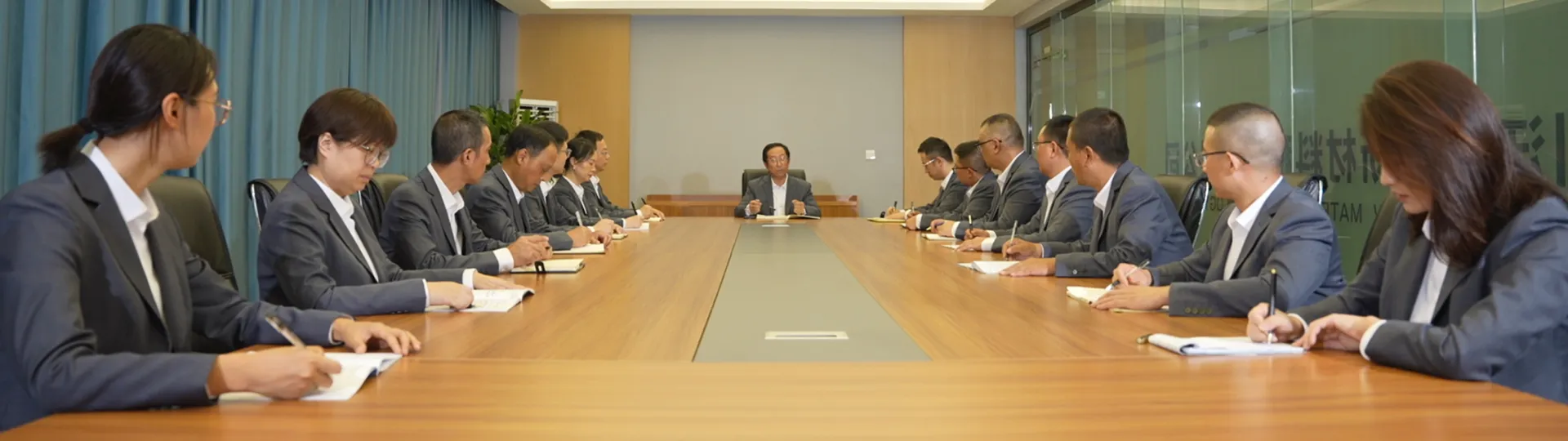 公司介绍s