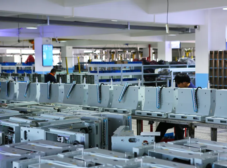 Vacuum circuit breaker and switchgear production workshop