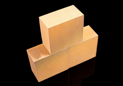 High Activity Anti‑Sulfur Catalyst for Industrial Flue Gas