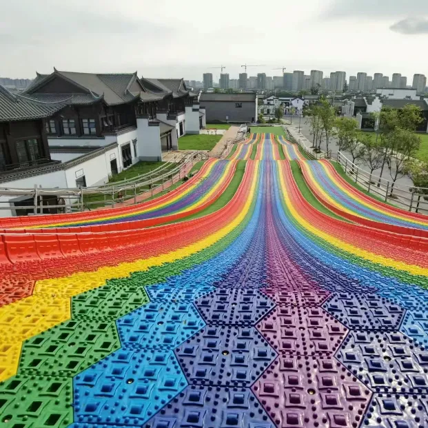 Outdoor Amusement Equipment ODM&OEM Entertainment Outdoor Slide Ski Grass rainbow Slide