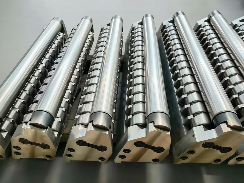 Side Roller Assembly For 18-Roll Mill