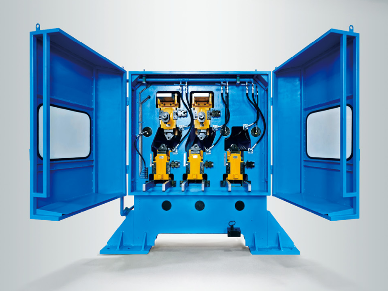 Two bending and one leveling scale breaker (Vertical adjust type roll cassette)