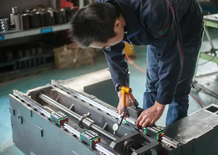 Measuring Guide Rail Accuracy