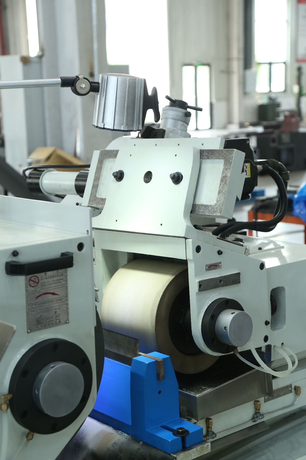  centerless grinding machine