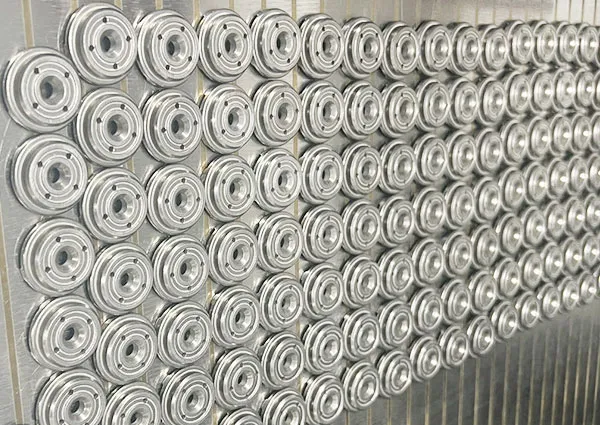 Powder metallurgy materials ground using a YASHIDA grinding machine (metallurgical industry) by a metallurgical company.