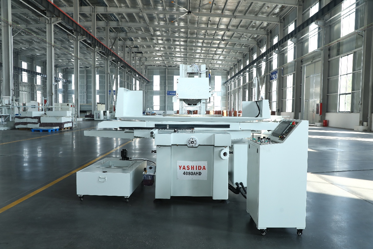 High-precision surface grinder