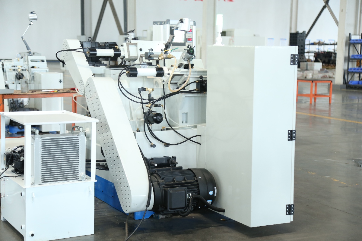 Analysis of Hydrostatic Spindle and Bearing Technology for Centerless ...
