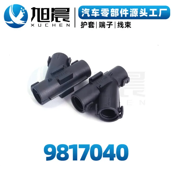 9817040 Automotive connector sheath