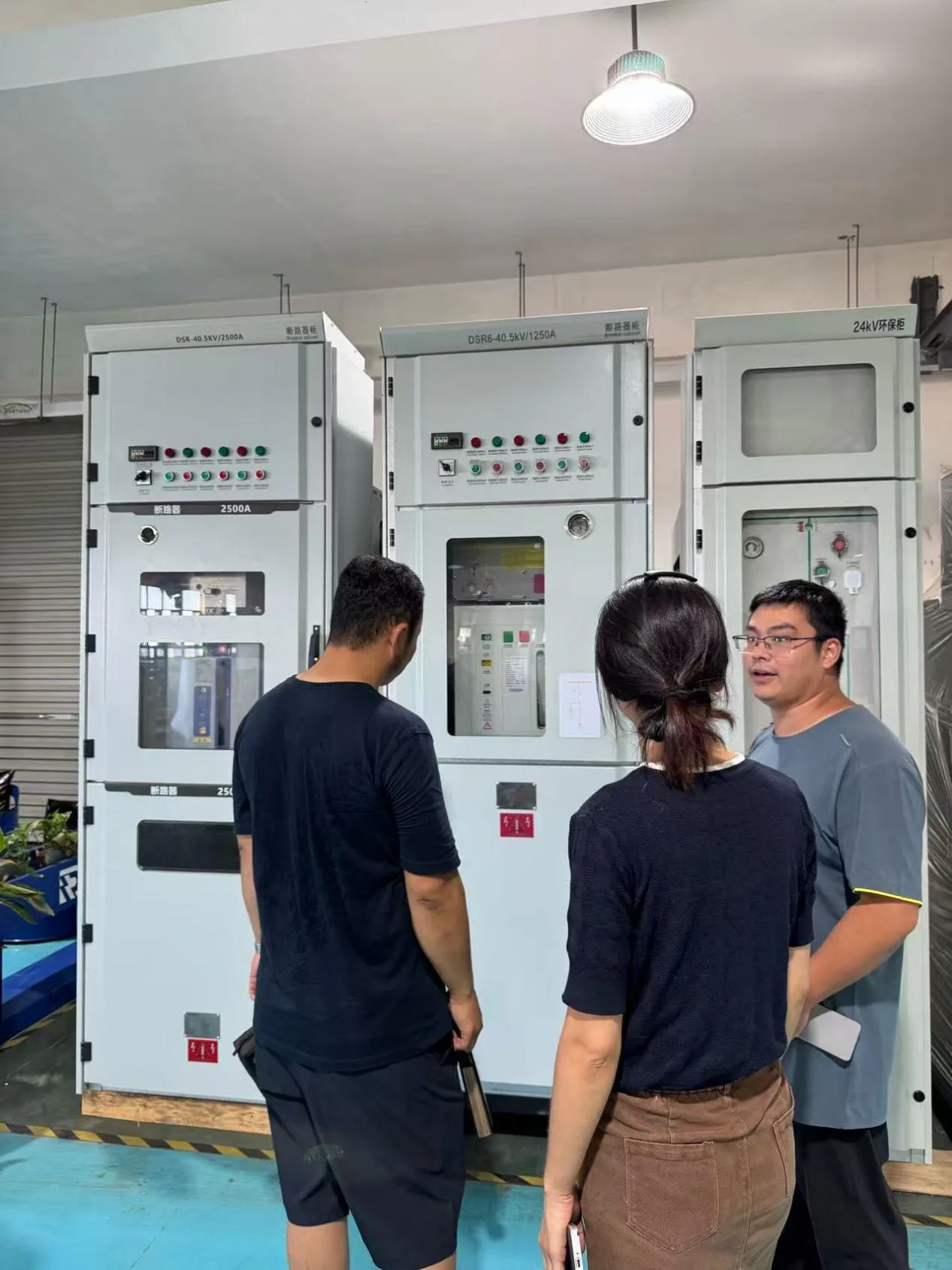 Mongolian Customers Visited Eberry Electric Factory