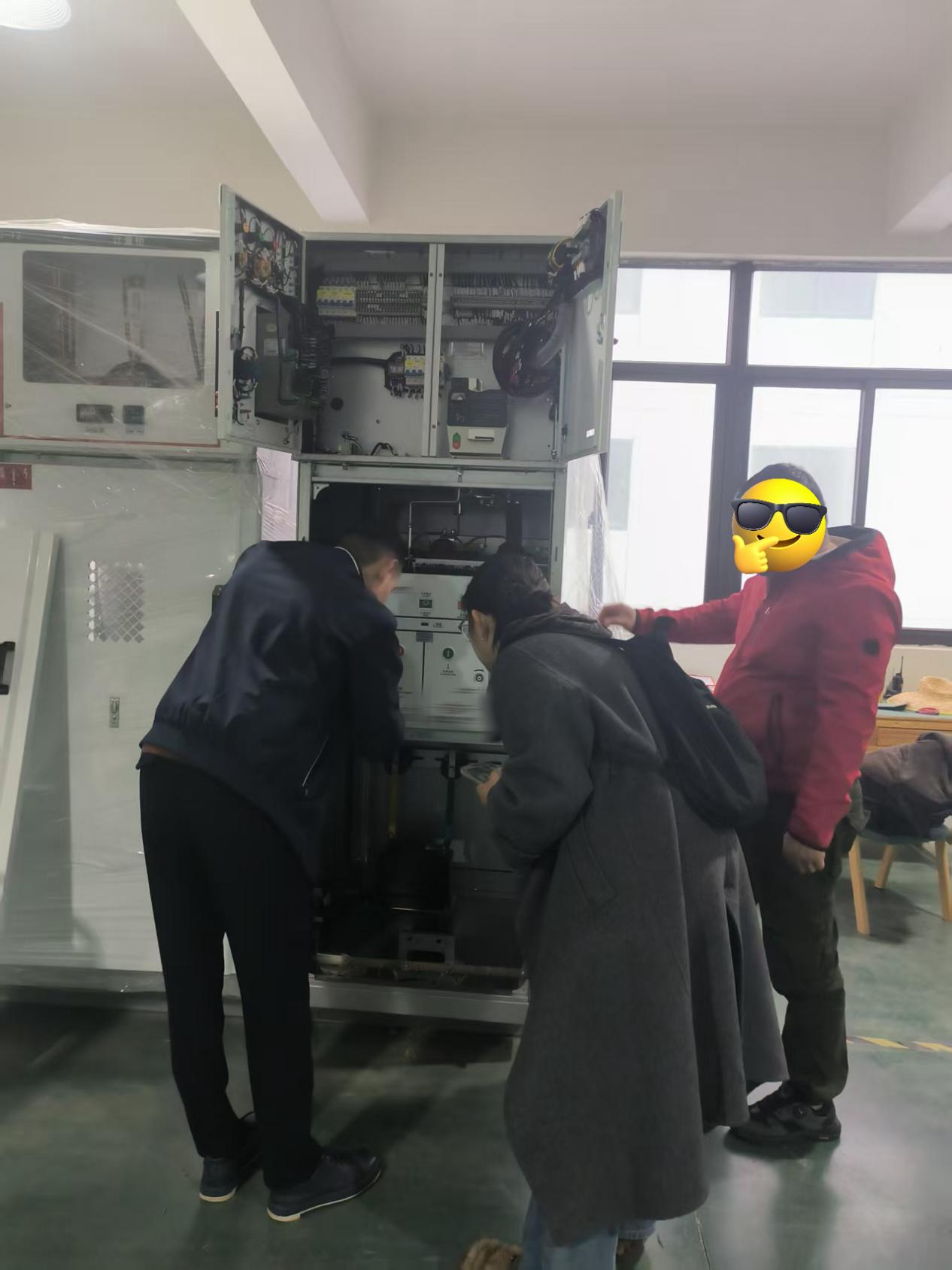 Central Asia Customers Inspect Eberry Electric Vac-5.jpg