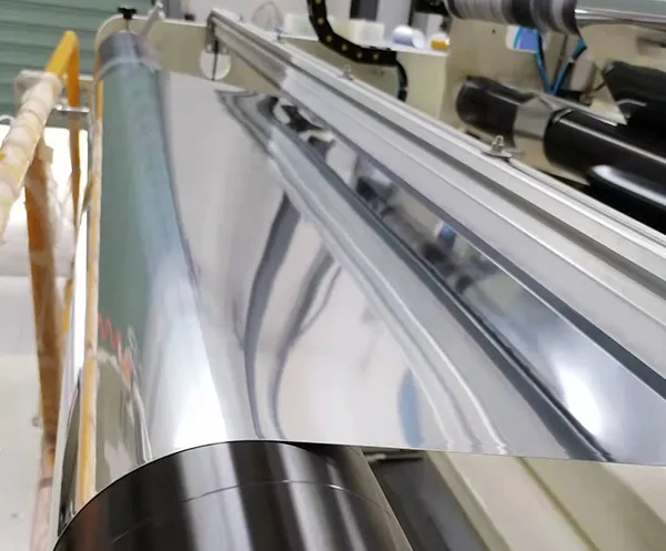 White cardboard composite aluminum foil film is the preferred choice for transportation and warehousing in various scenarios