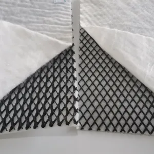 Lightweight, durable, compressive-resistant, permeable composite drainage net