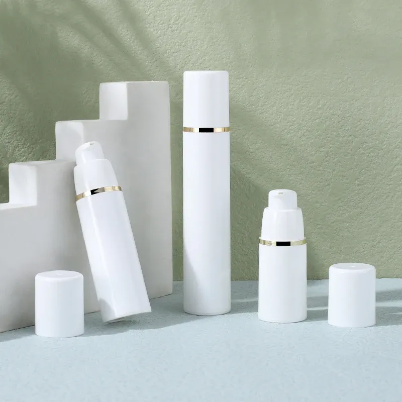 China Manufacture Lotion Bottle with Gold Border OEM Logo