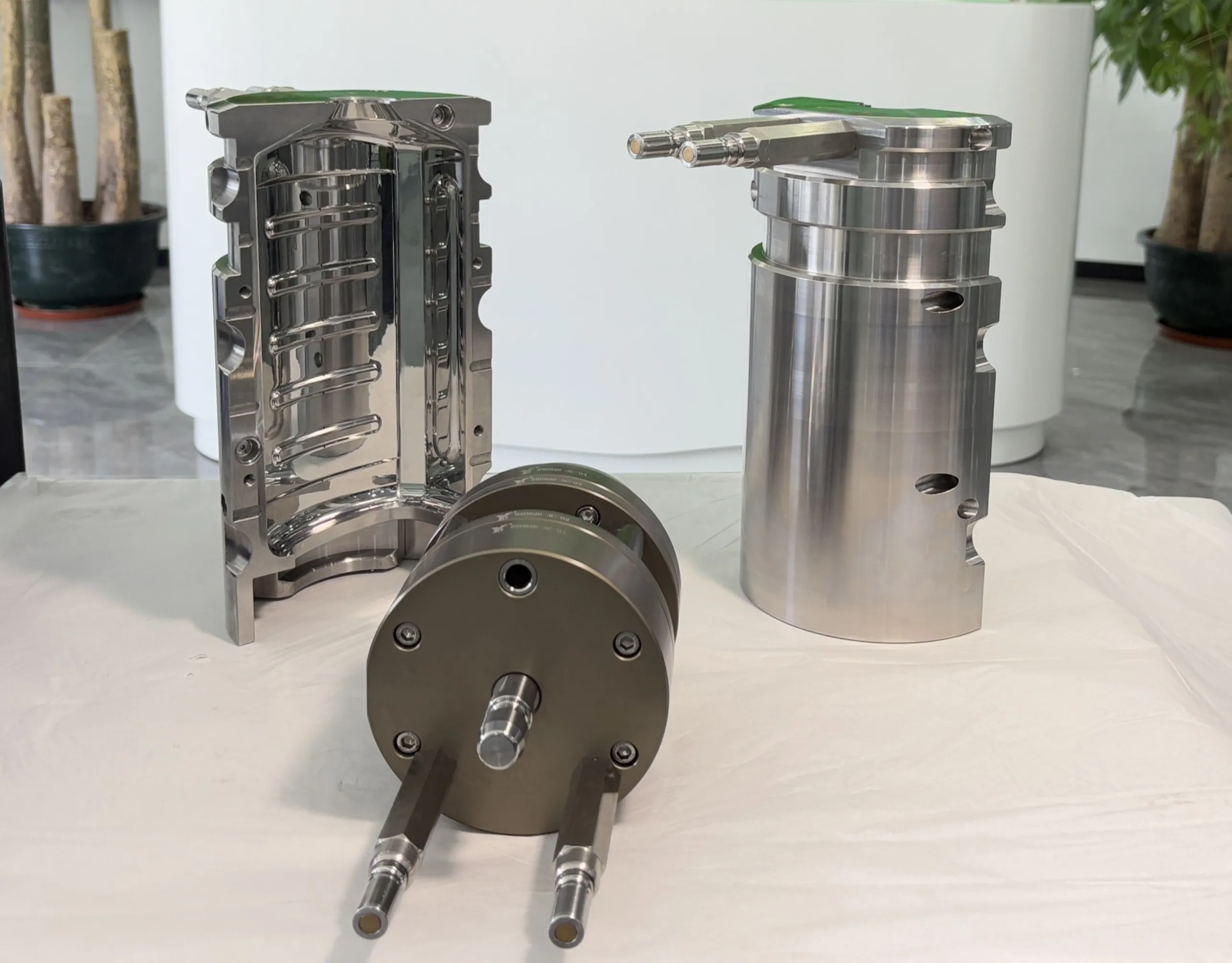 Liby Жидкость для мытья посуды с выдувным формованием - 1,3 кг / 1,3 л