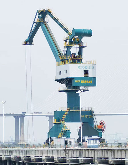 Gantry crane1.jpg