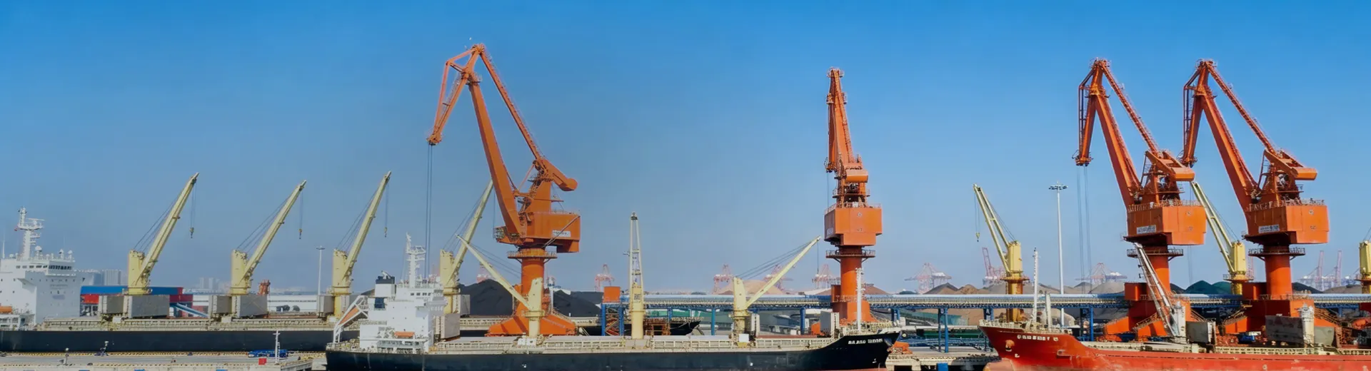 Port lifting solution, one-stop  assistance for logistics takeoff