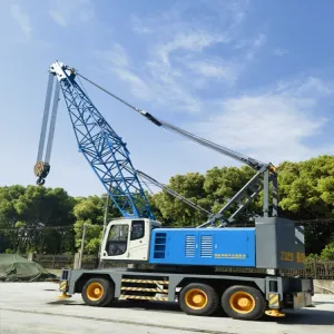 Hybrid (electric and hydraulic) tire crane