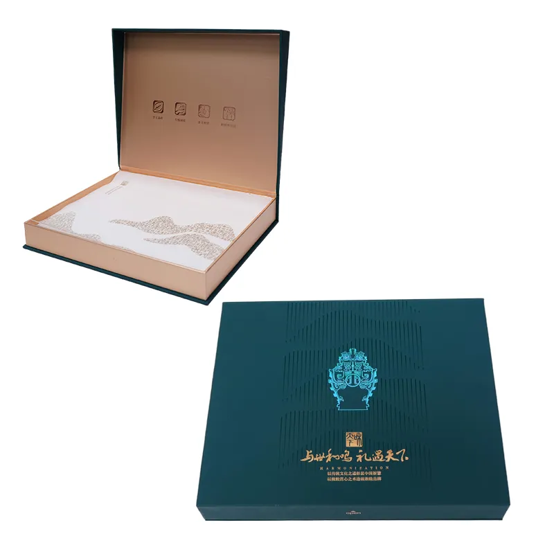 He Tianxia Cigarette Pack