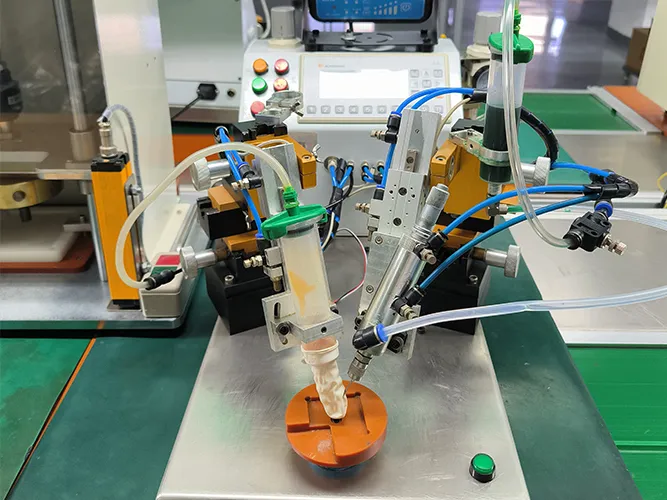 Finished product line - Oil dispensing machine