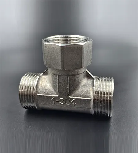 High-strength rotating tee joint