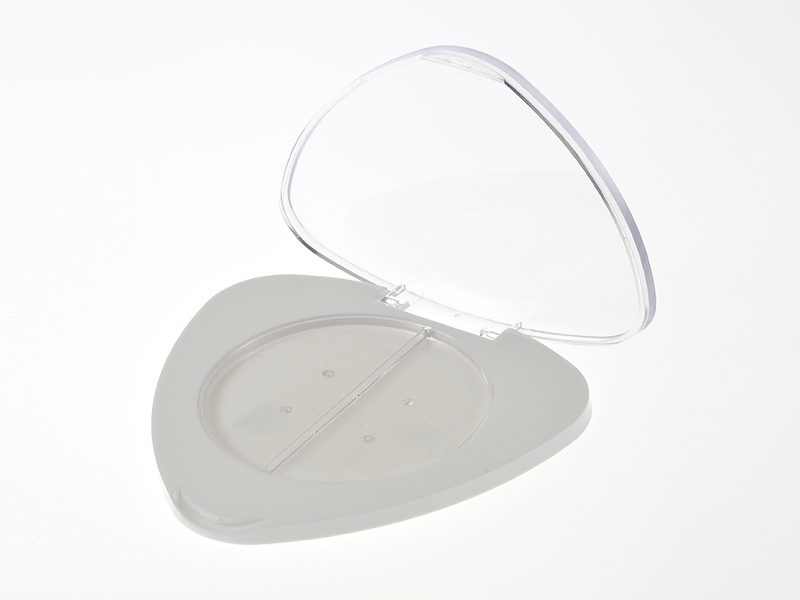 Triangular 2 Color Eye shadow box XQ628