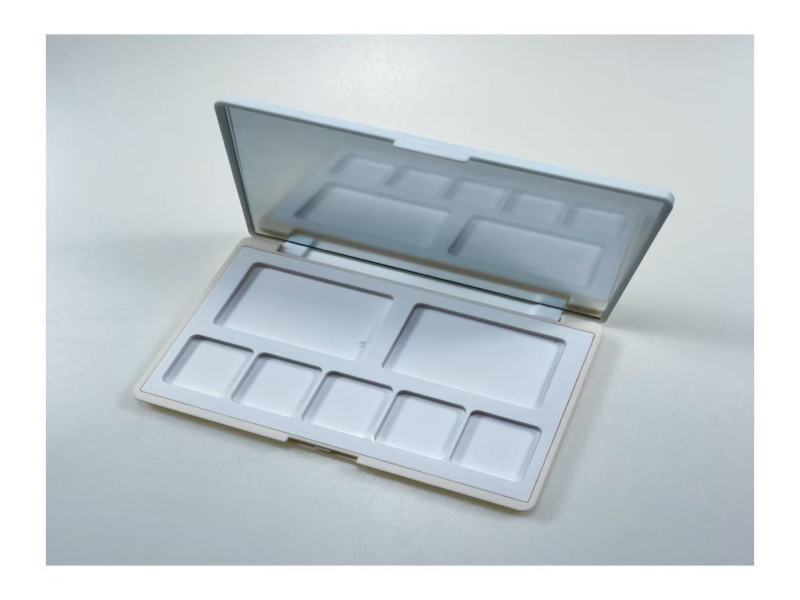 거울이 포함된 7색 아이섀도우 박스 XQ94002