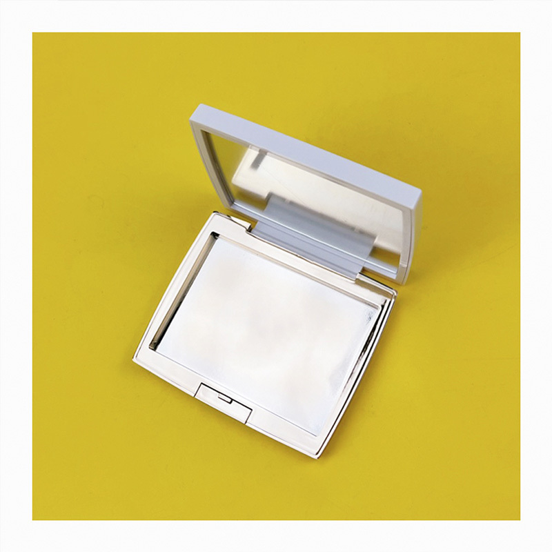 Single Compartment Large Capacity Eye shadow box XQ823