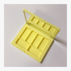 6 Compartment Rectangular Eye shadow box XQ79505