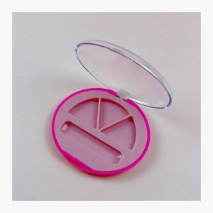 กล่องอายแชโดว์ 2 สีพร้อม Brush Holde XQ93203