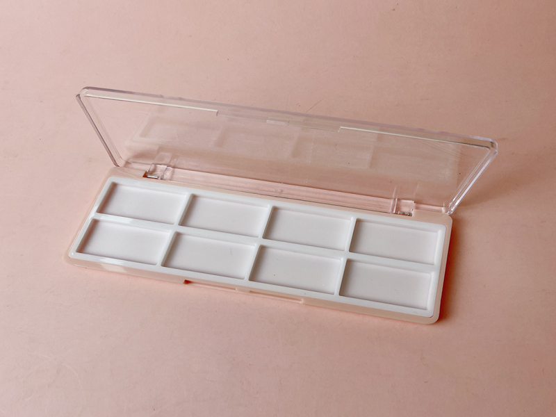 Large Capacity Multi Color Eye shadow box XQ638