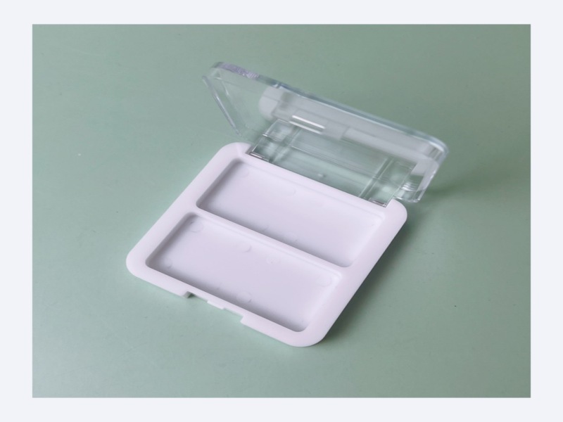 투명 뚜껑이 있는 2칸 아이섀도우 박스 XQ93602