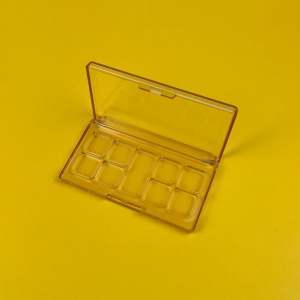 กล่องอายแชโดว์ ใส XQ888